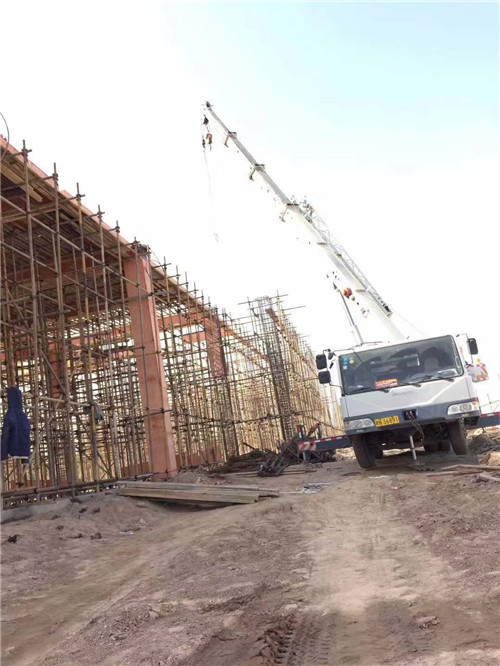 甘南25 吨、50 吨吊车怎么选？多大重量 / 半径适合对应车型？