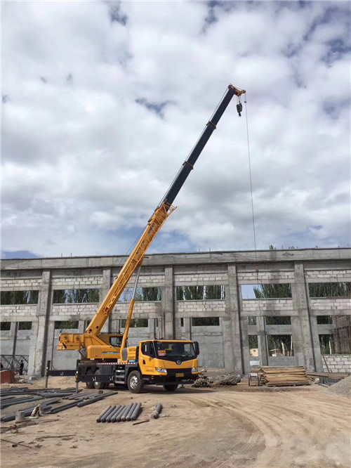 甘南吊装作业前会做设备检查吗？安全保障措施有哪些？